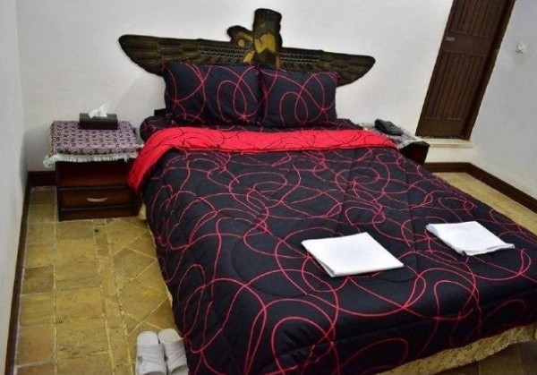 اتاق دو تخته دبل هتل سنتی رز یزد